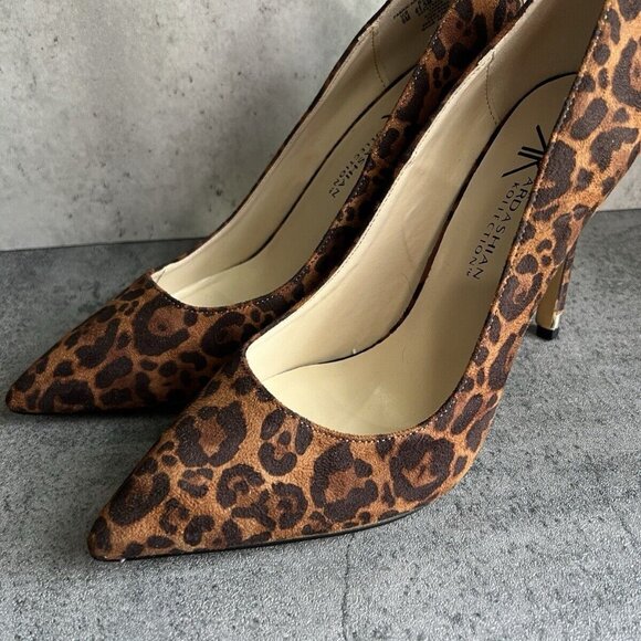 Kardashian Kollection Shoes - Kardashian Kollection Leopard heels Size 9
